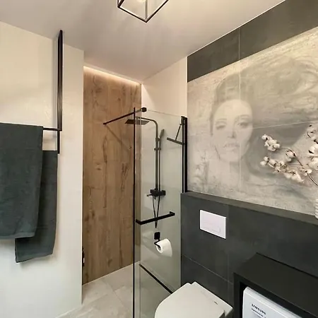 Artistic Prestige Flat Manufaktura I Centrum, Free Parking Apartment